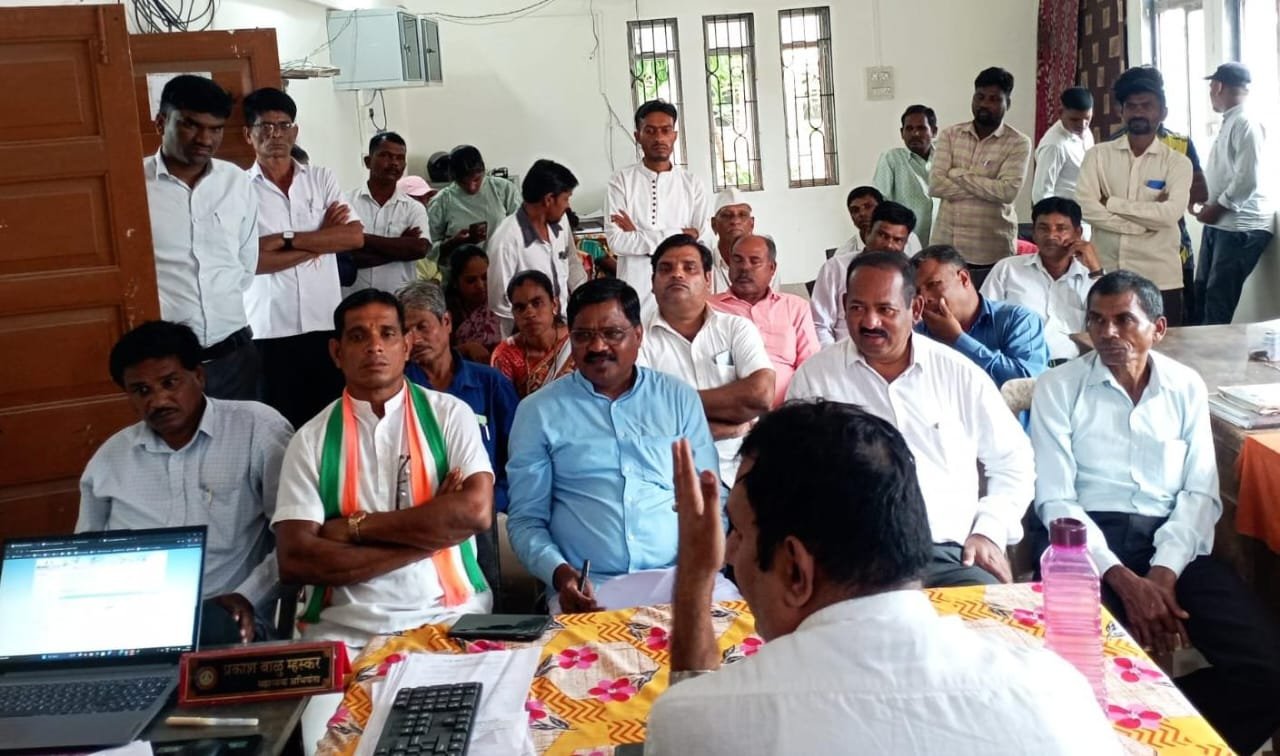 स्मार्ट मीटर विरोधात जव्हार मध्ये आदिवासी बांधवांचा एल्गार