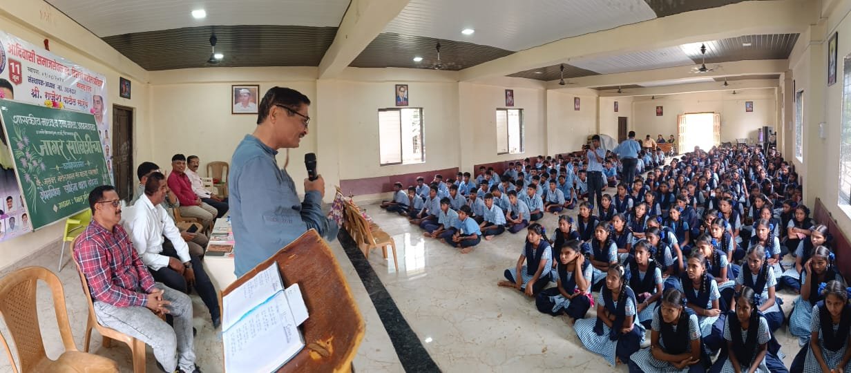 शासकीय प्राथमिक व उच्च माध्यमिक आश्रम शाळा भाताने (खानिवडे) तालुका वसई येथे कै. जसवंत नरोत्तमदास शेठ यांच्या स्मणार्थ विज्ञान प्रयोग शाळेय उपयोगी साहित्य उपलब्ध